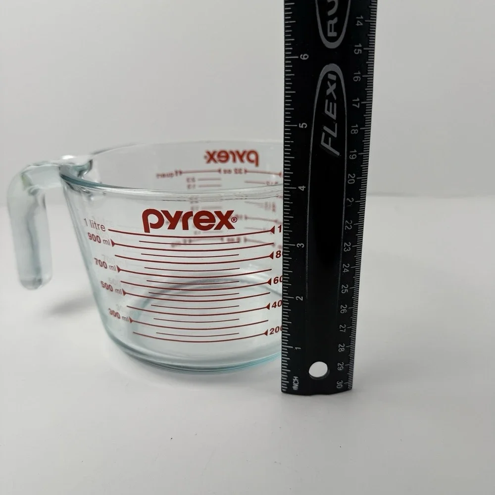 PYREX Measuring 4 Cup Glass 32oz RED Lettering Made USA Corning NY
